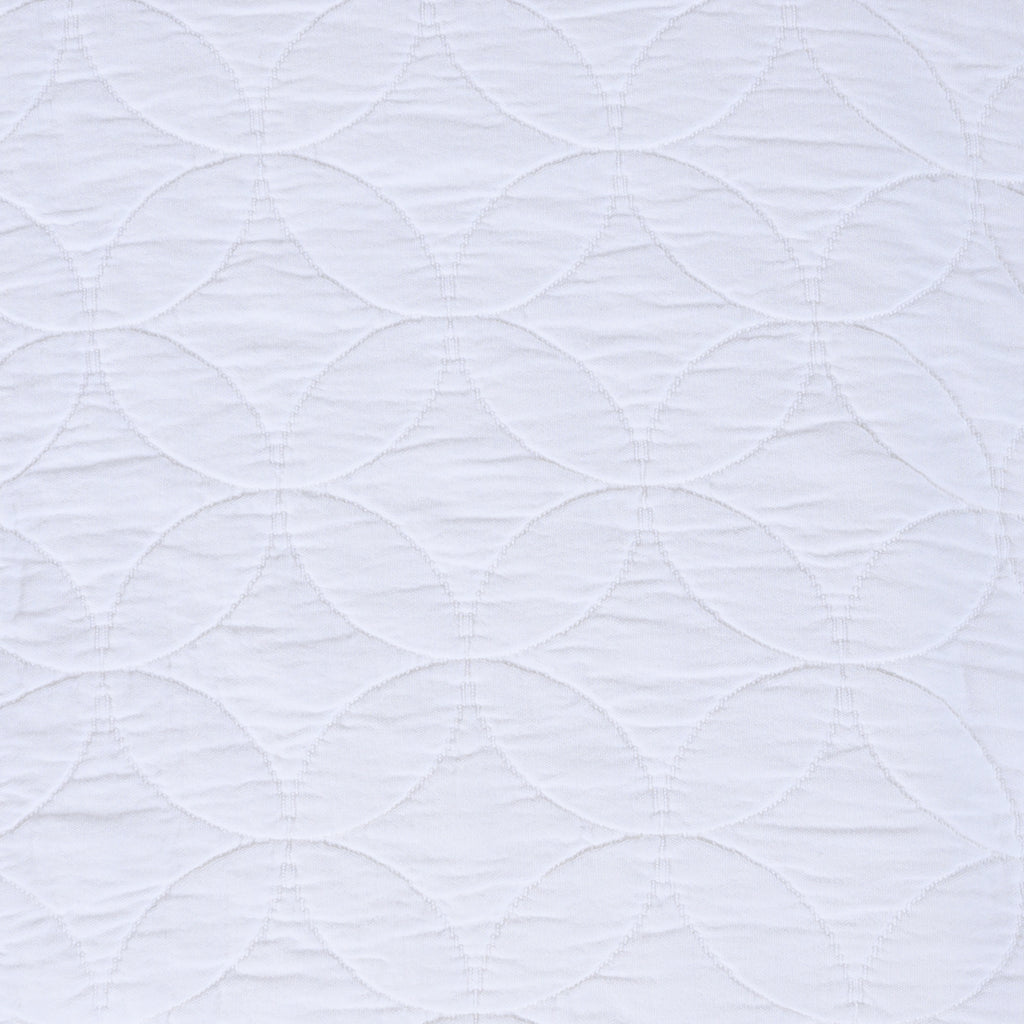 Elite Matelasse Bedspread White Texture Close Up