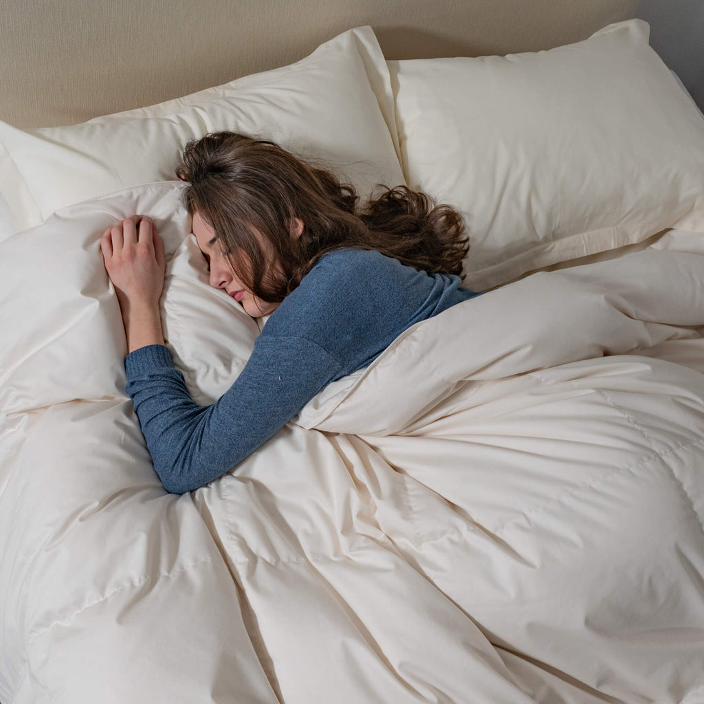 Medium Warmth Signature Baffled Down Comforter - Ameridown 