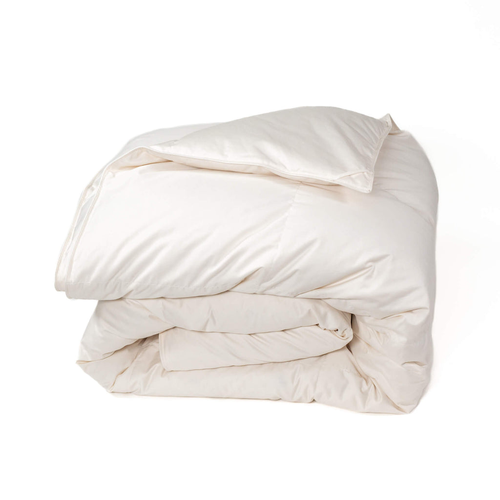 Medium Warmth Signature Baffled Down Comforter - Ameridown 