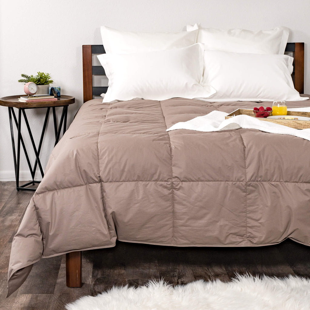 Light Warmth Premier Down Comforter - Ameridown 