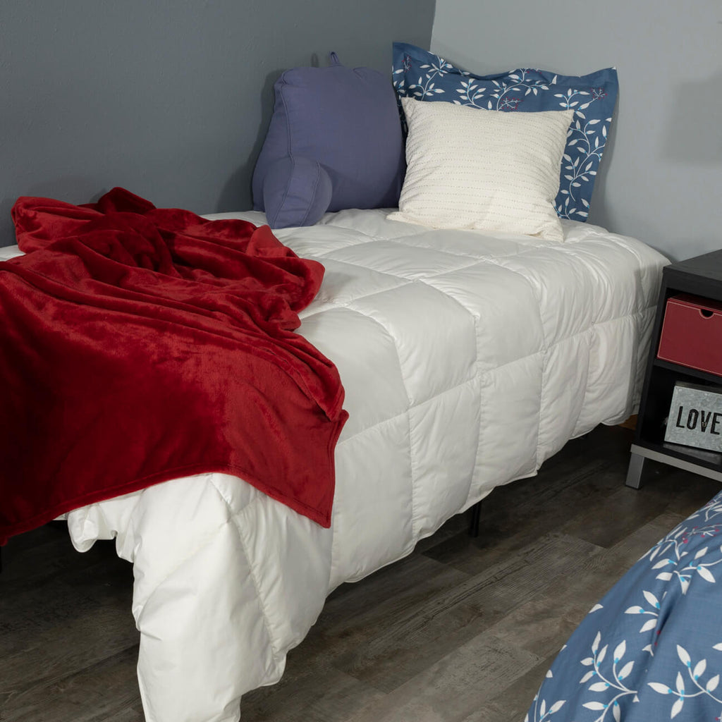 Light Warmth Premier Down Alternative Comforter - Ameridown 