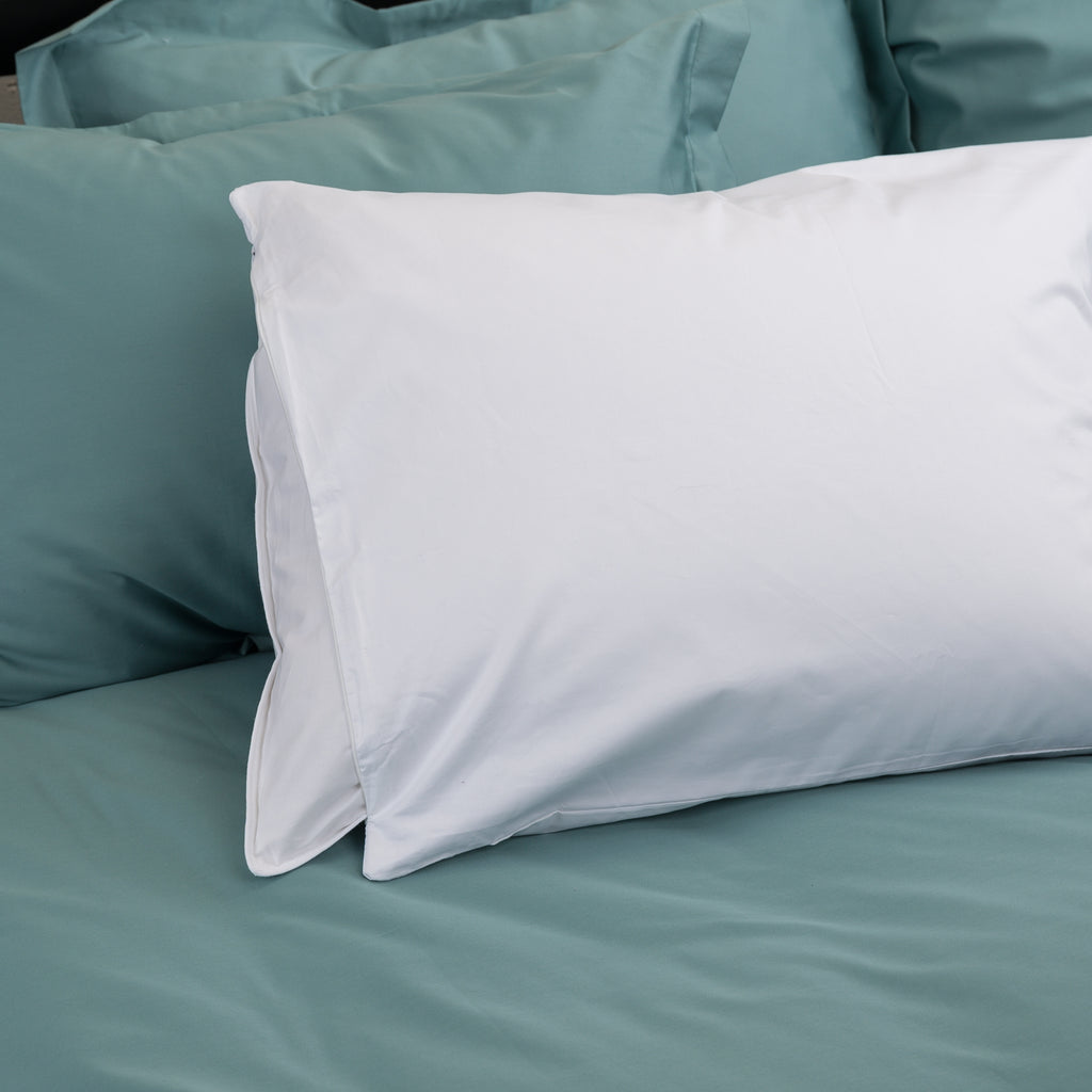 300 Thread Count Pillow Protector Front