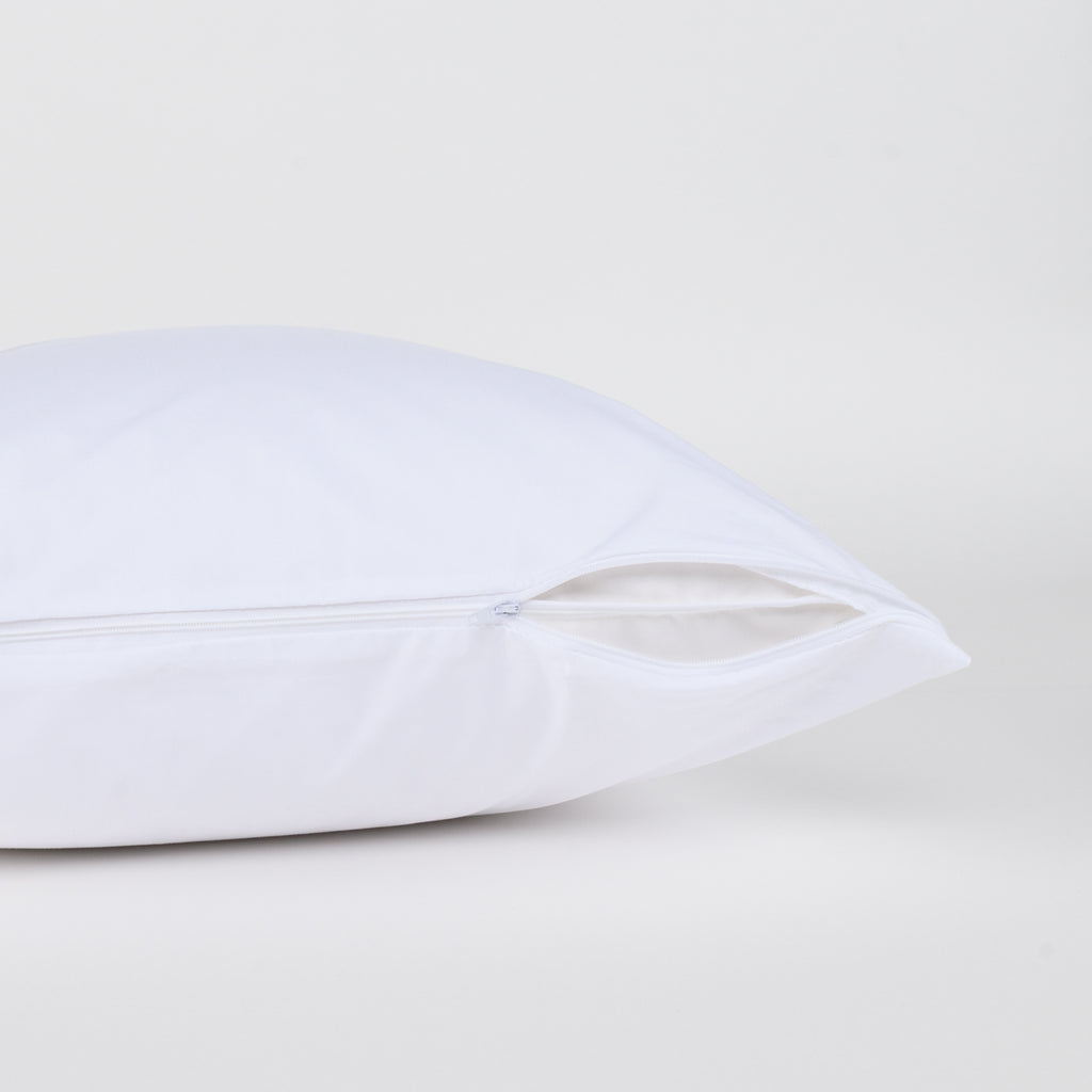 200 Thread Count Pillow Protector with Zipper Open